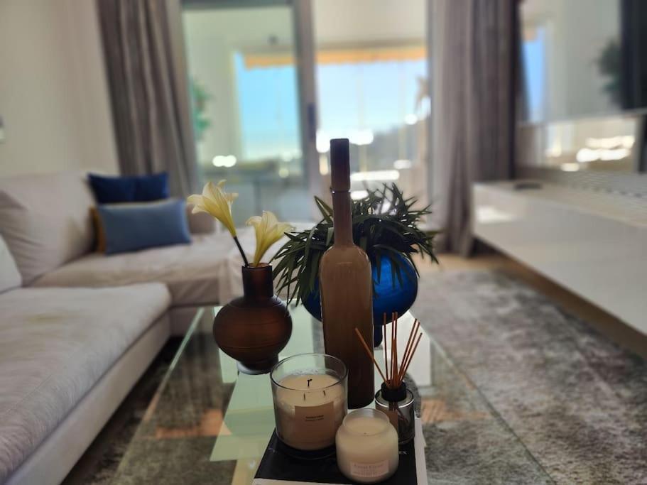 La Mairena - Chic Getaway With Sea & Mountain Views, And Sports Apartamento