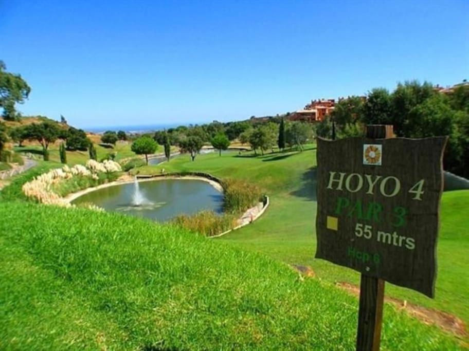 Apartamento La Mairena - Chic Getaway With Sea & Mountain Views, And Sports Marbella